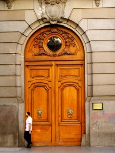 puerta-Legislatura-porteña