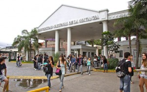 Universidad-Nacional-de-La-