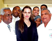 Angelina-en-hospital-de-Hai