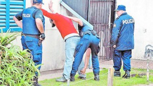 delincuente-detenido-banda