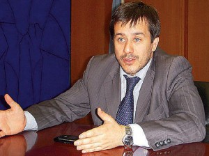 Mariano-Recalde-despacho