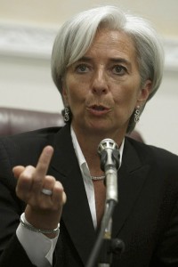 Christine-Lagarde-dedo
