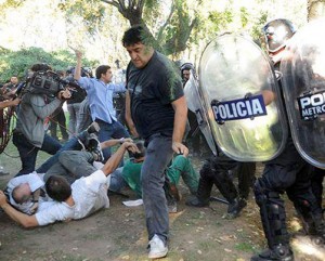 represión-en-el-Borda