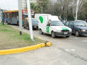 uso-camioneta-municipal-para-política