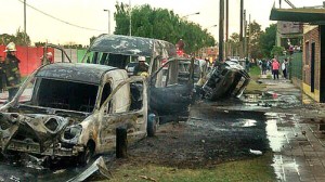 autos-quemados-Dock-Sud