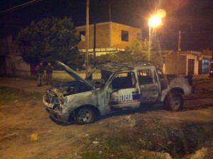 patrulla-quemada-en-Bernal