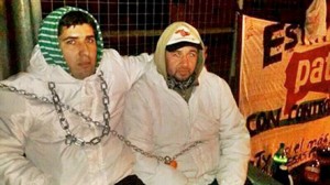 trabajadores-Paty-encadenados