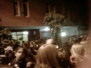 vecinos-de-Lanús-marcha-comisaría-Valentín-Alsina