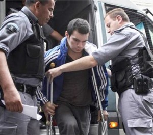 Lucas-Azcona-muletas