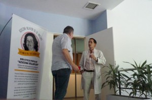 Degli-discusión-con-médico