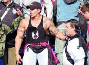 Pato-Ariel-hinchada-River