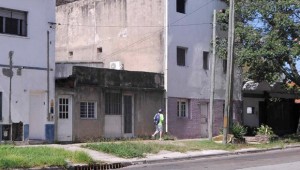 casa-Sarandí-vecino-atacado