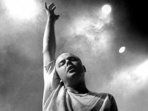 Luca-Prodan-escenario