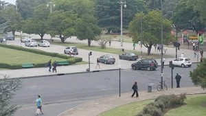atajo-plaza-La-Plata