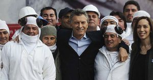 Macri-en-Cresta-Roja