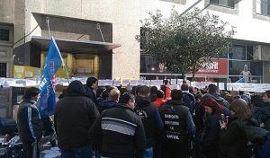 protesta-sindicato-contra-Hy-Cite