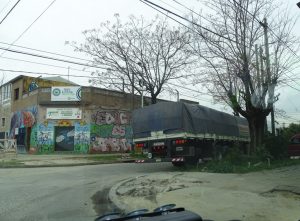 camión-rompe-veredas-02